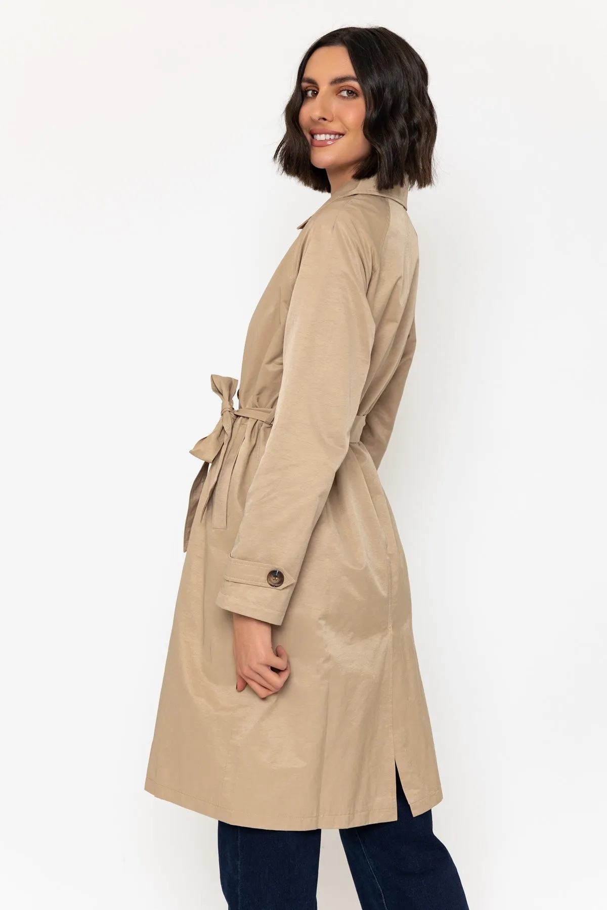 Classic Trench Coat in Camel