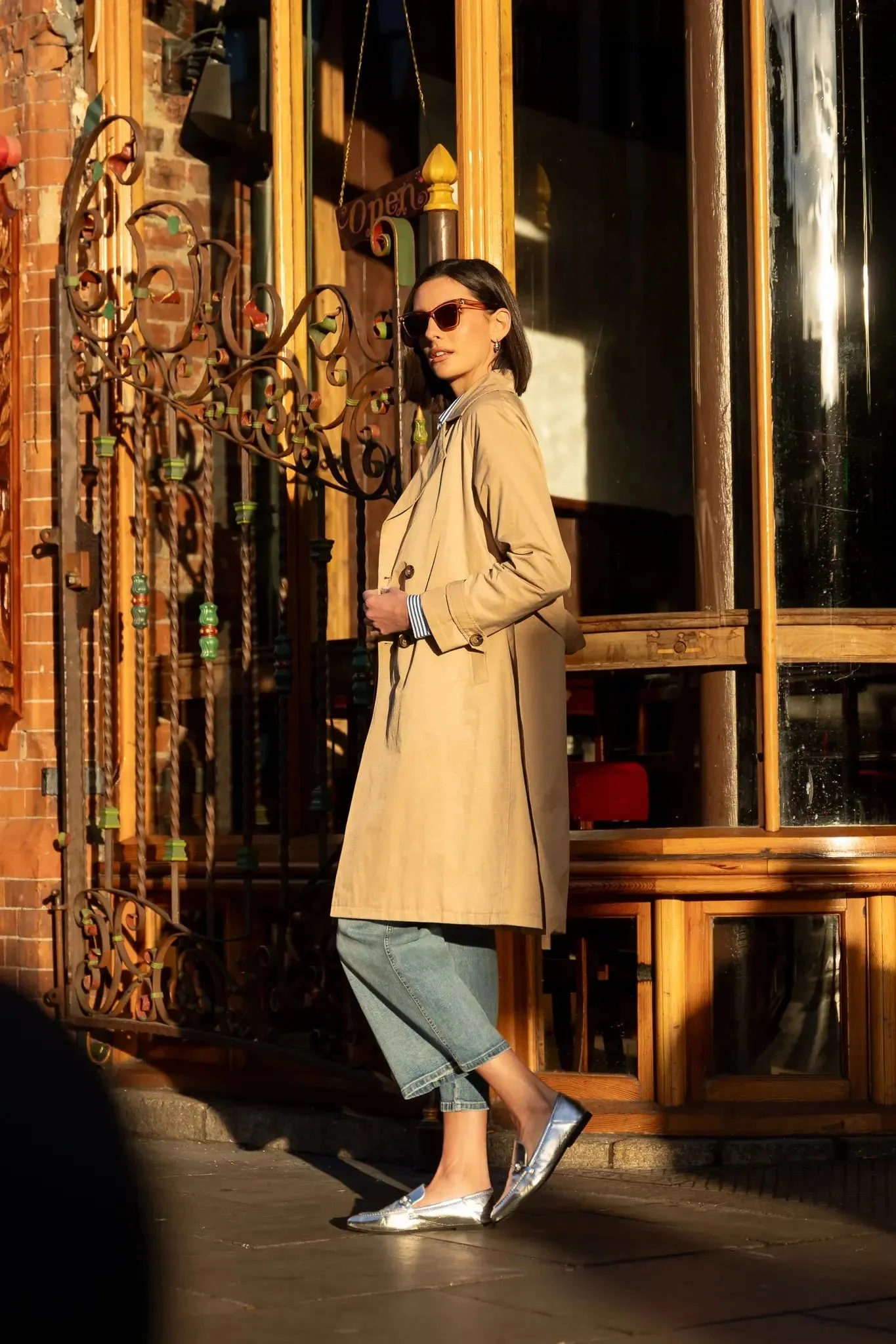 Classic Trench Coat in Camel