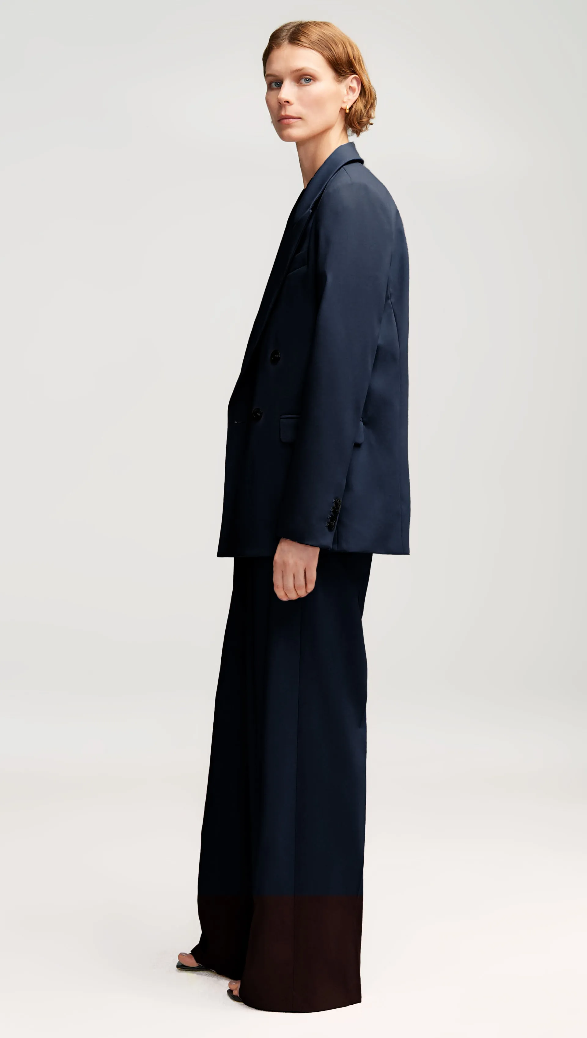 Peak Lapel Blazer in Seasonless Wool | Midnight